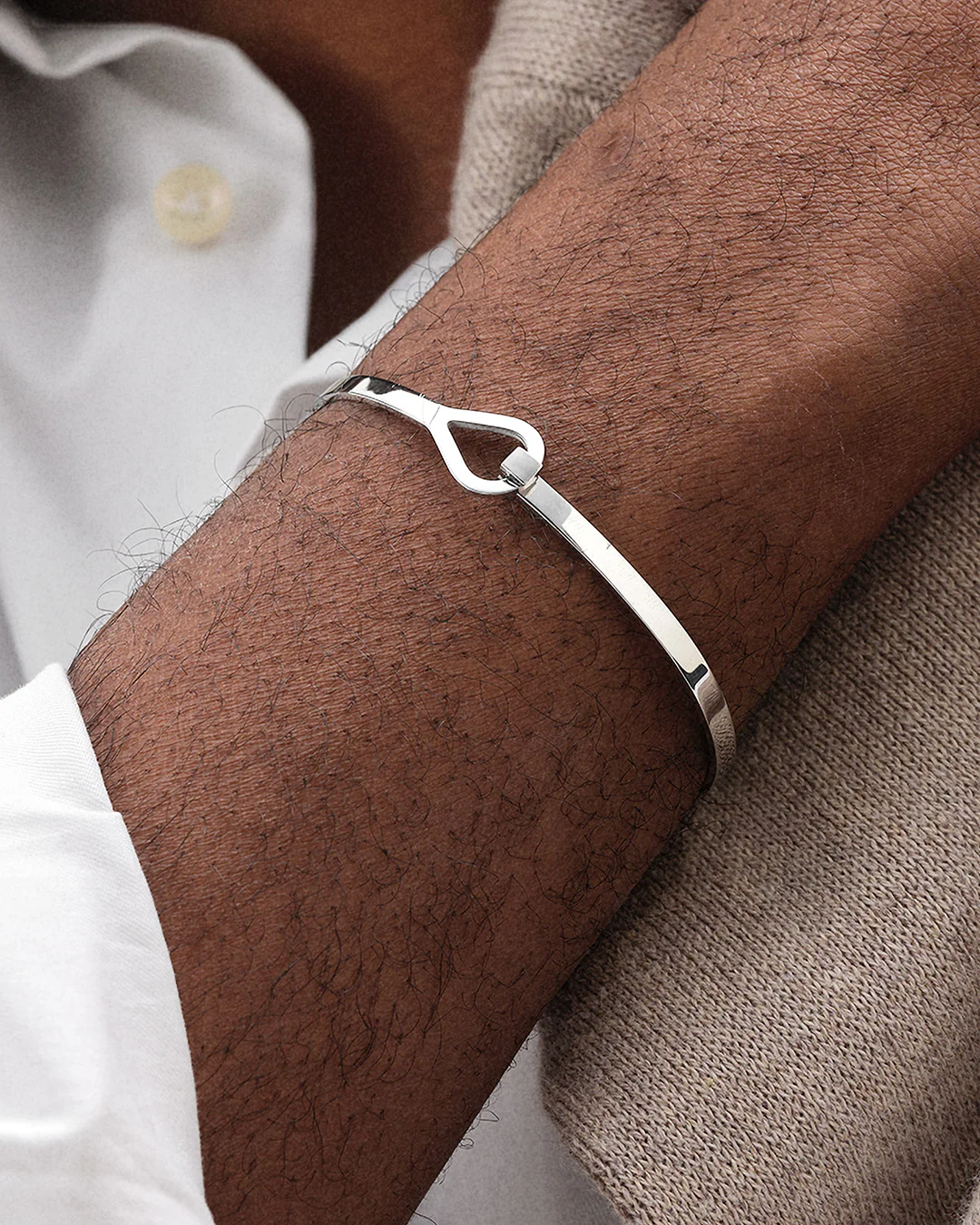 Signature Bangle Polished - Image 6